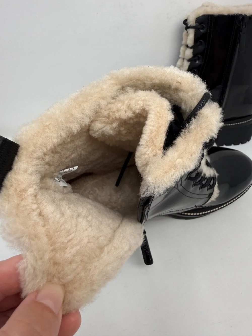 New Tory Burch Miller Lug Sole Shearling Bootie Black Sz 9.5